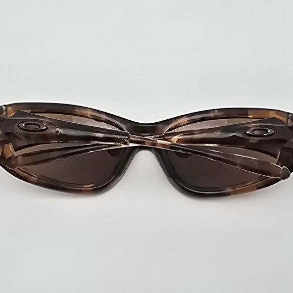 *SOLD* Oakley OO9091-03 Encounter Topaz Tortoise Frame Dark Bronze Lens Sunglass - Picture 11 of 14
